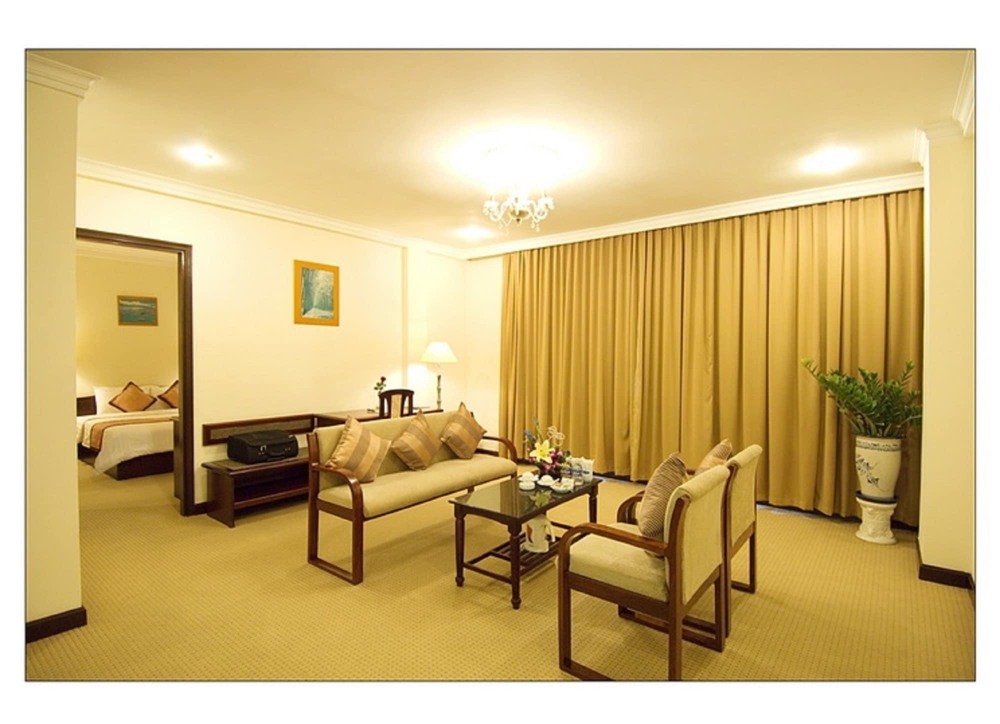 Saigon Tourane Hotel Da Nang Exterior photo